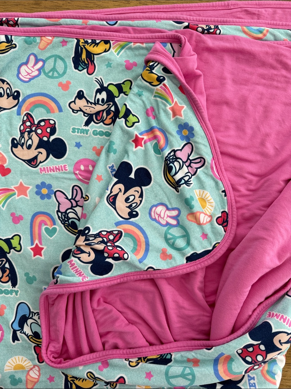 NWOT Little Sleepies Disney Mickey's Clubhouse Large Cloud Blanket - Picture 4 of 4